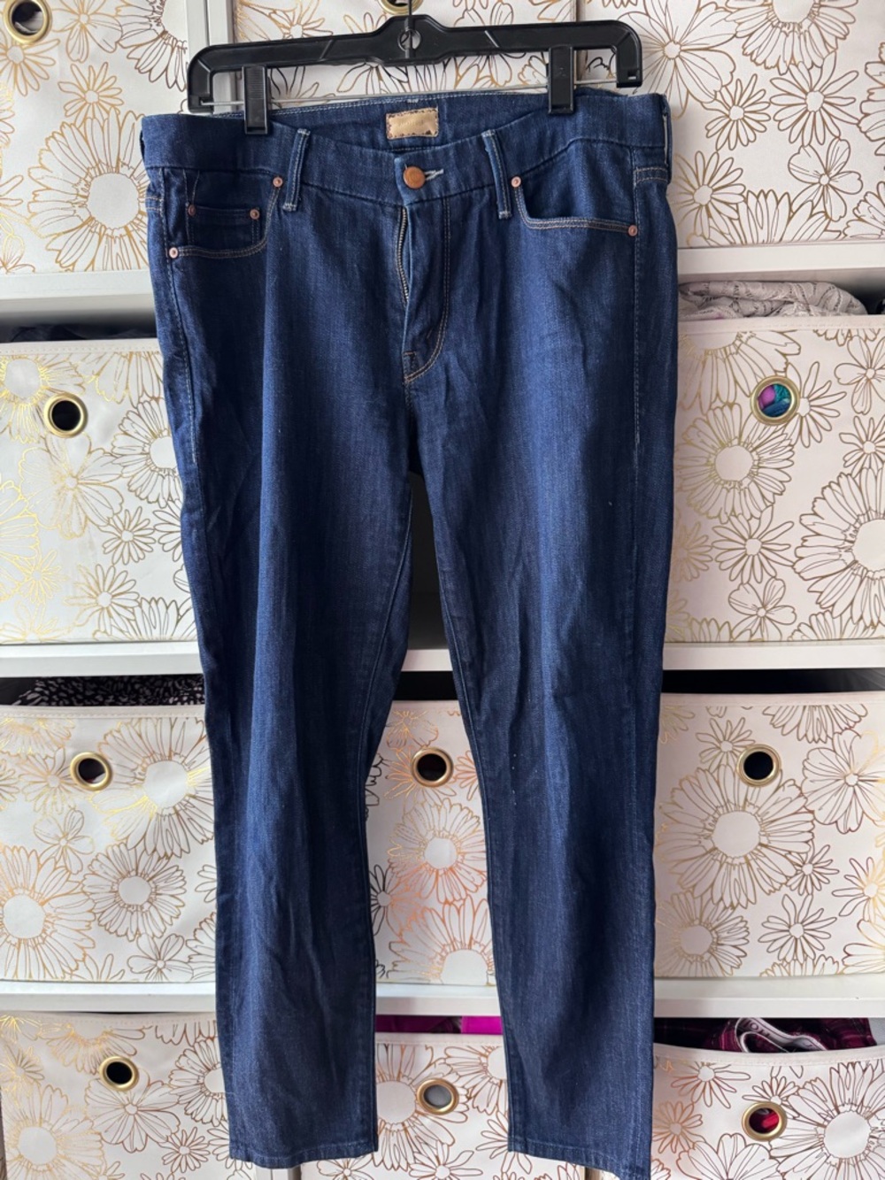 Mother Dark Wash Straight Leg Jeans. Spring cleaning-open to offers!
